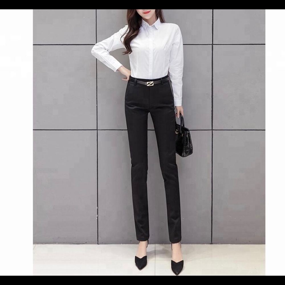 NWT Black Ankle Pants